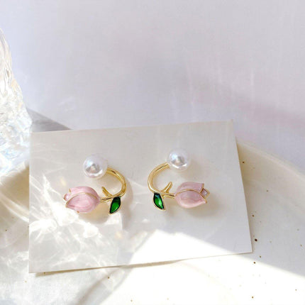 Simple Tulip Pearl Earrings Elegant Women Jewelry Fashion Trendy Stud Earrings