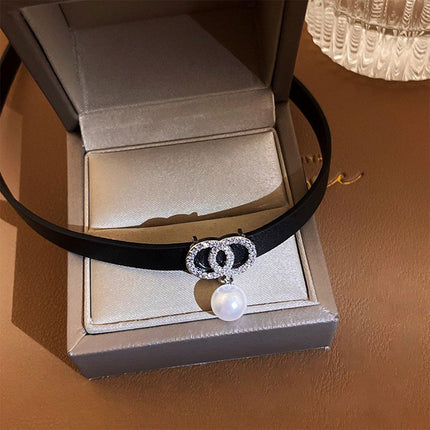 Black Leather Choker Pendant Necklace Fashion Collarbone Chain Jewelry Women
