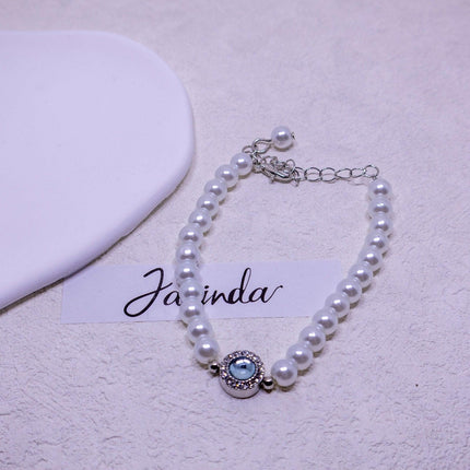 Delicate Pearl Bracelet Elegant Pearl Strand Jewelry for Women Classic Accessory