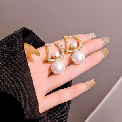 D Letter Design Earrings Stylish Double-Wear Ear Buckle Unique Fashion Jewelry
