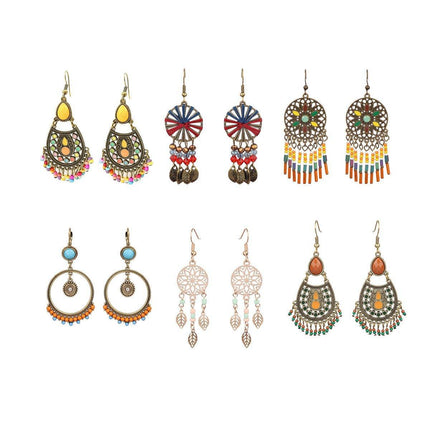 Retro Court Style Geometric Leaf Earrings Elegant Vintage Jewelry for Women Gift