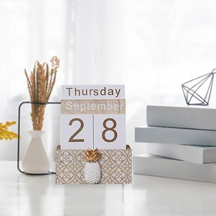 Rustic Wooden Perpetual Desk Calendar DIY Block Calendar Office Desktop Decor