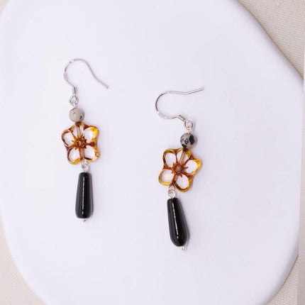Petal Shaped Pearl Earrings For Women Elegant Vintage Style Fashion Jewelry
