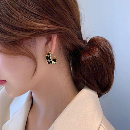 Vintage Black Stud Earrings Women Retro Style Dripping Oil Fashion Jewelry