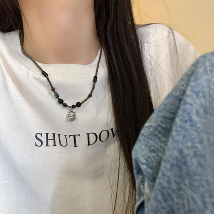 Handmade Beaded Collarbone Necklace for Women Luxury Couple Niche Neckchain