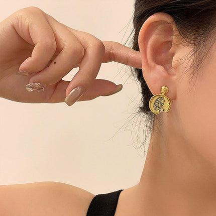 Irregular Lace Stud Earrings Unique Design Missing Corners Stylish Jewelry