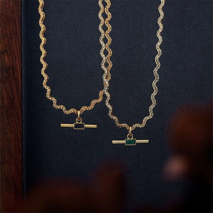 Vintage Retro Style Curved Chain Necklace for Women Fashion Jewelry Accessory