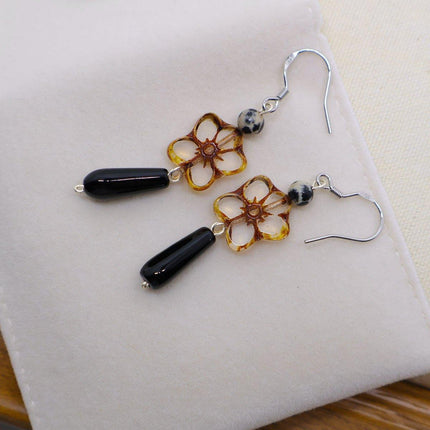Petal Shaped Pearl Earrings For Women Elegant Vintage Style Fashion Jewelry