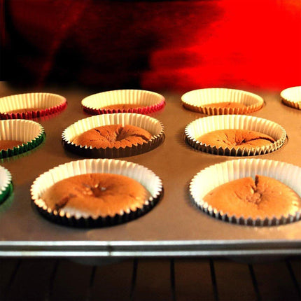 200 Pcs Colored Baking Paper Cupcake Trays Muffin Liners for Party Baking