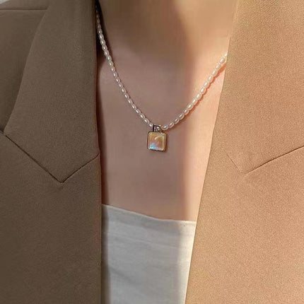 Retro Double Layer Women Necklace Pendant Necklace Clavicle Chain Pearl Choker - Aimall