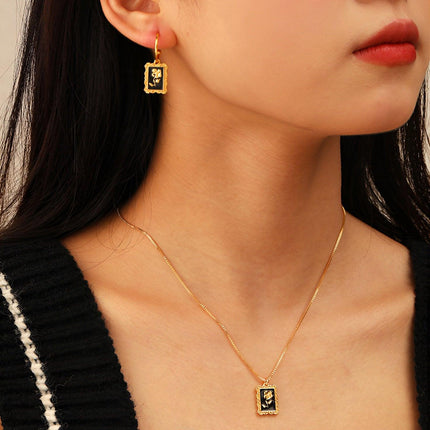 Vintage Black Flower Stud Earrings Elegant Design for Women Fashion Jewelry Gift