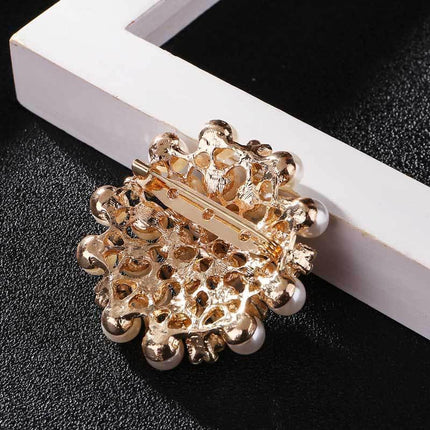 Fashion Women Crystal Simulated Pearl Brooch Pin Wedding Party Jewelry Decor
