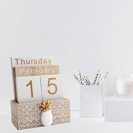 Rustic Wooden Perpetual Desk Calendar DIY Block Calendar Office Desktop Decor