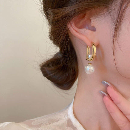 D Letter Design Earrings Stylish Double-Wear Ear Buckle Unique Fashion Jewelry