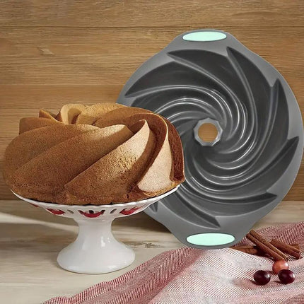 Silicone Cake Mould Non-Stick Baking Mould for Cupcakes Brownies and Desserts