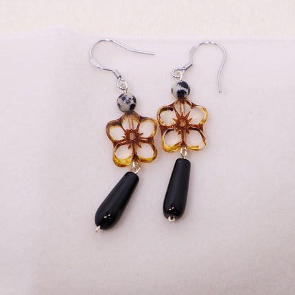 Petal Shaped Pearl Earrings For Women Elegant Vintage Style Fashion Jewelry
