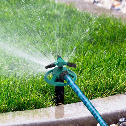 Small Disc Sprinkler 360 Degree Rotating Garden Sprayer Three Prong Spray Water