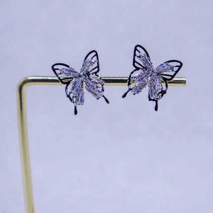 Hollow Butterfly Earrings for Women Summer Fashion Jewelry Elegant Gift Ideas