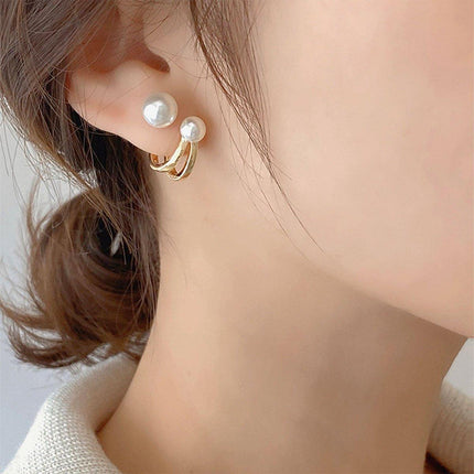 Vintage Pearl Earrings Studs Elegant Jewelry for Women Classic Fashion Accessory