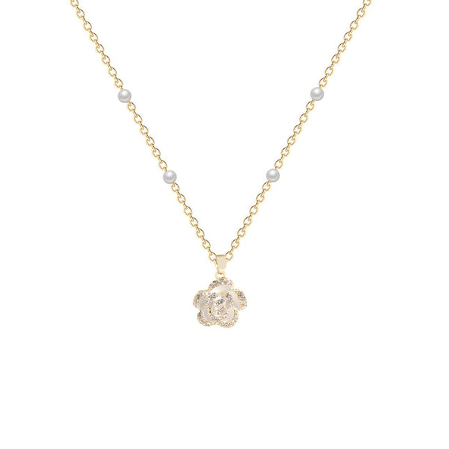 Golden Flower Pearl Necklace Elegant Jewelry for Women Fashion Gift Accessory