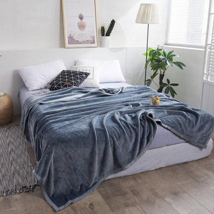 Soft Winter Flannel Blanket for Office Home Lunch Break Warm Cozy Throw Blanket