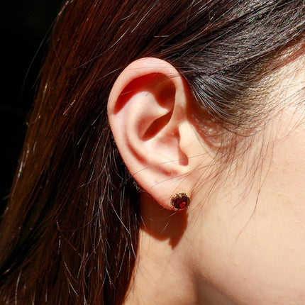 Three Claws Twisted Lace Threaded Stud Earrings Simple Elegant Earrings Women