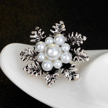 Imitation Pearl Brooch Elegant Jewelry Fashion Accessory Women Ladies Gift
