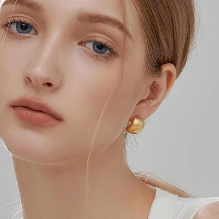 High-End Gold Earrings for Women