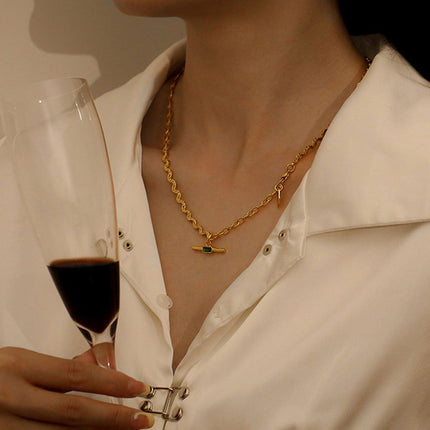 Vintage Retro Style Curved Chain Necklace for Women Fashion Jewelry Accessory