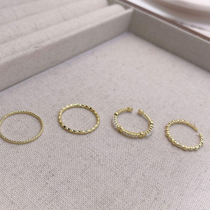 4pcs Simple Design Sense Rings Elegant and Modern Jewelry Set for Advanced Style