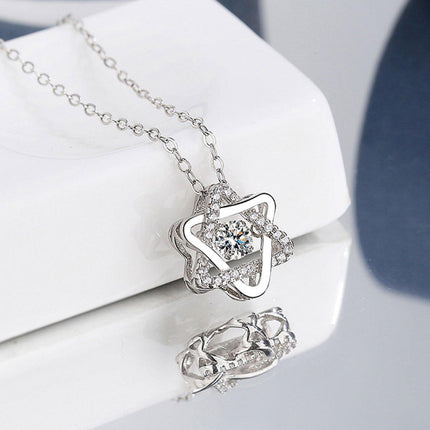 Luxury Six-Pointed Star Necklace for Women Beating Heart Clavicle Chain Girls