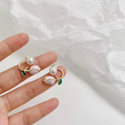 Simple Tulip Pearl Earrings Elegant Women Jewelry Fashion Trendy Stud Earrings