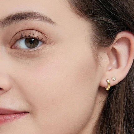 Stainless Steel Four Claw Zirconia Lip Stud Earrings Hypoallergenic Body Jewelry