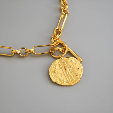 Chain Vintage OT Clasp Necklace Elegant Jewelry for Women Fashion Necklace