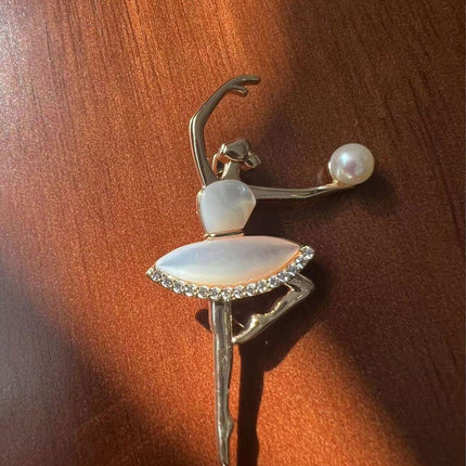 Elegant Ballet Girl Brooch Set Charming Dance Accessories Perfect Gift Idea