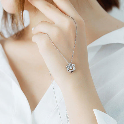 Luxury Six-Pointed Star Necklace for Women Beating Heart Clavicle Chain Girls