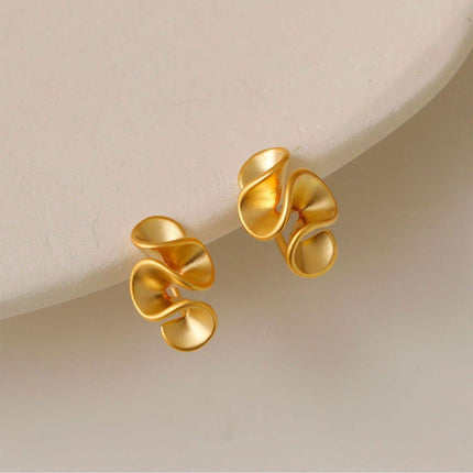 Small Premium Touch Earrings Stud Simple Elegant Design Fashion Jewelry