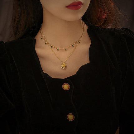 Chic Floral Pendant Necklace for Women Fashion Jewelry Perfect for Any Occasion