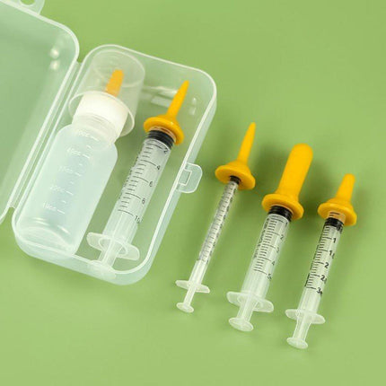 Kitten Feeding Bottle with Syringe Dispenser for Young Pets and Small Animals