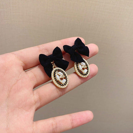 Vintage Oval Earrings Women Black Bow Elegant Jewelry Fashion Accessories