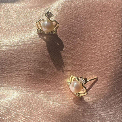 Luxury Crown Imitation Pearl Earrings 5-6mm Needle Studs Elegant Fashion Jewelry