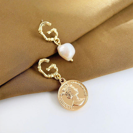 Vintage Baroque Style Imitation Pearl Earrings Women Elegant Fashion Jewelry