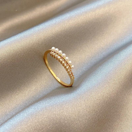 Adjustable Korean Fashion Ring for Women - Trendy Finger Jewelry.