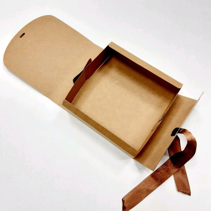 Square Ribbon Gift Box Creative Butterfly Design Chocolate Candy Packaging