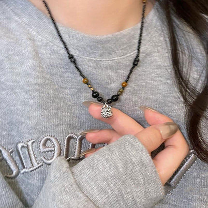 Handmade Beaded Collarbone Necklace for Women Luxury Couple Niche Neckchain
