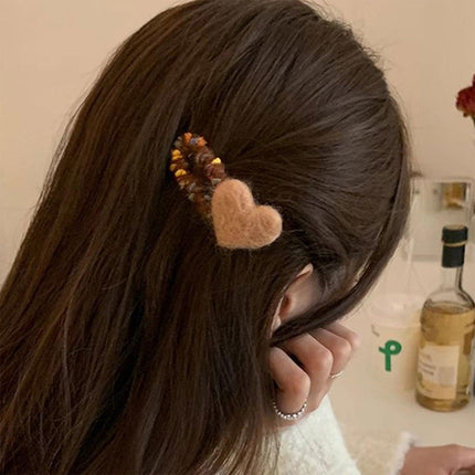 Dopamine Wool Felt Heart Hairpin Cute Plush Hair Clip Fashion Accessories