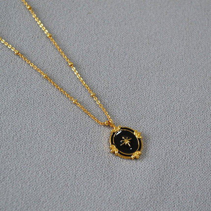 Black Polaris Oval Pendant Necklace Simple Court Style Fashion Jewelry Women