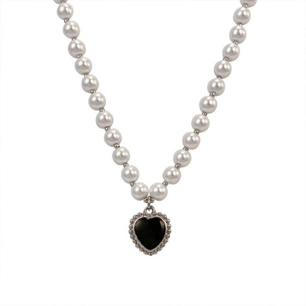 Black Heart Pearl Vintage Necklace Elegant Jewelry for Women Fashion Gift