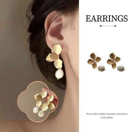 Gold Flower Long Earrings Vintage Elegant Fashion Jewelry for Women Chic Gift
