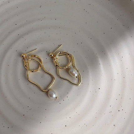 Vintage Baroque Style Imitation Pearl Earrings Women Elegant Fashion Jewelry